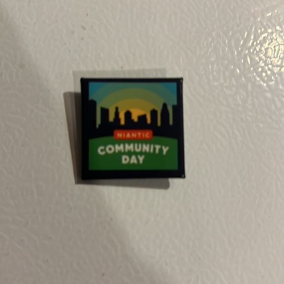 Pokémon Go June 2022 Community Day Bundle - Picture 2 of 4